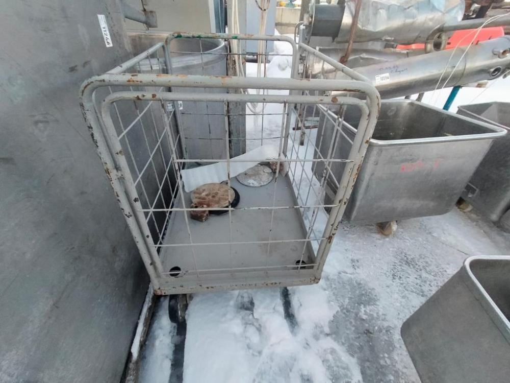 Тележка чёрная, корзина инв.10596