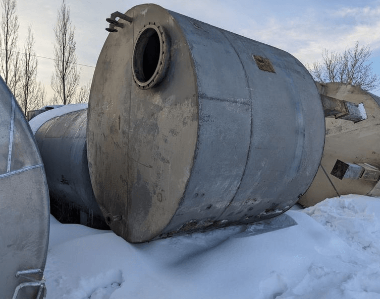 Емкости нержавеющие, объем 10 куб.м.