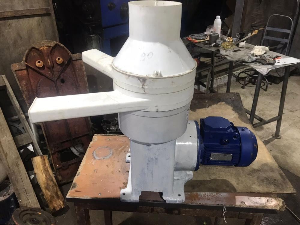 Сепаратор-сливкоотделитель Ж5-ОСБ 1000 л/час. инв.11109