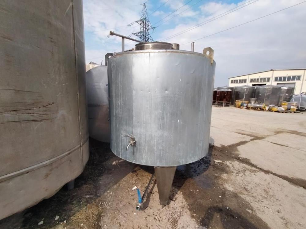 Емкость утеплённая с мешалкой 2,4м3 инв.10546