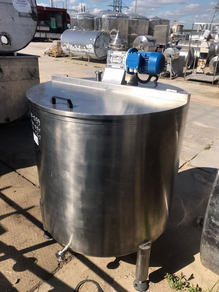 Емкость 600л одностенка с мешалкой инв.10470