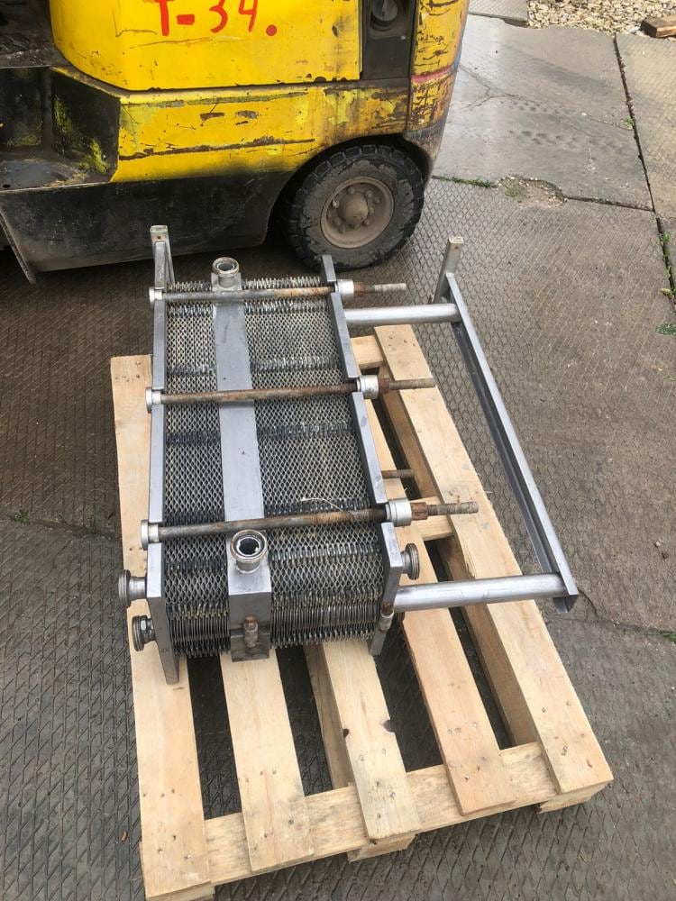 Теплообменник пластинчатый 5т инв.9709