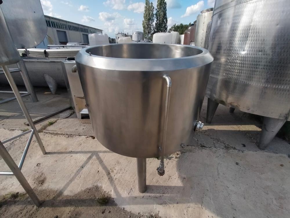 Емкость 300л с рубашкой и тэном инв.12862