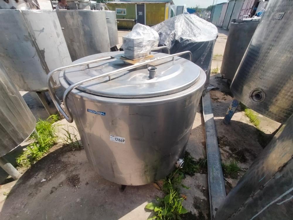 Емкость 350л с рубашкой инв.12869