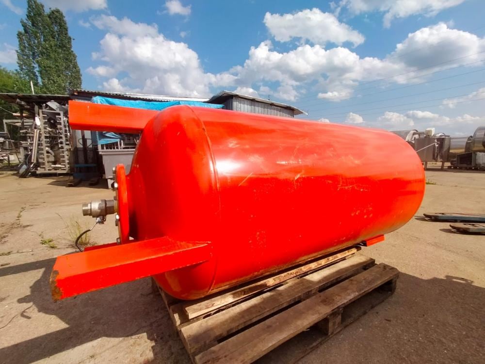 Ресивер 1000л инв.12898