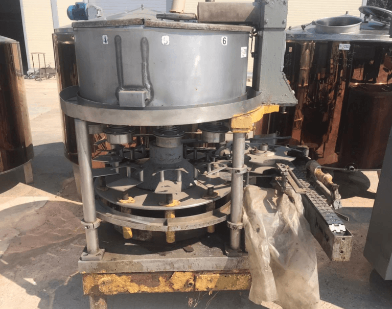 Дозатор (наполнитель) ДН1-3 инв.7390