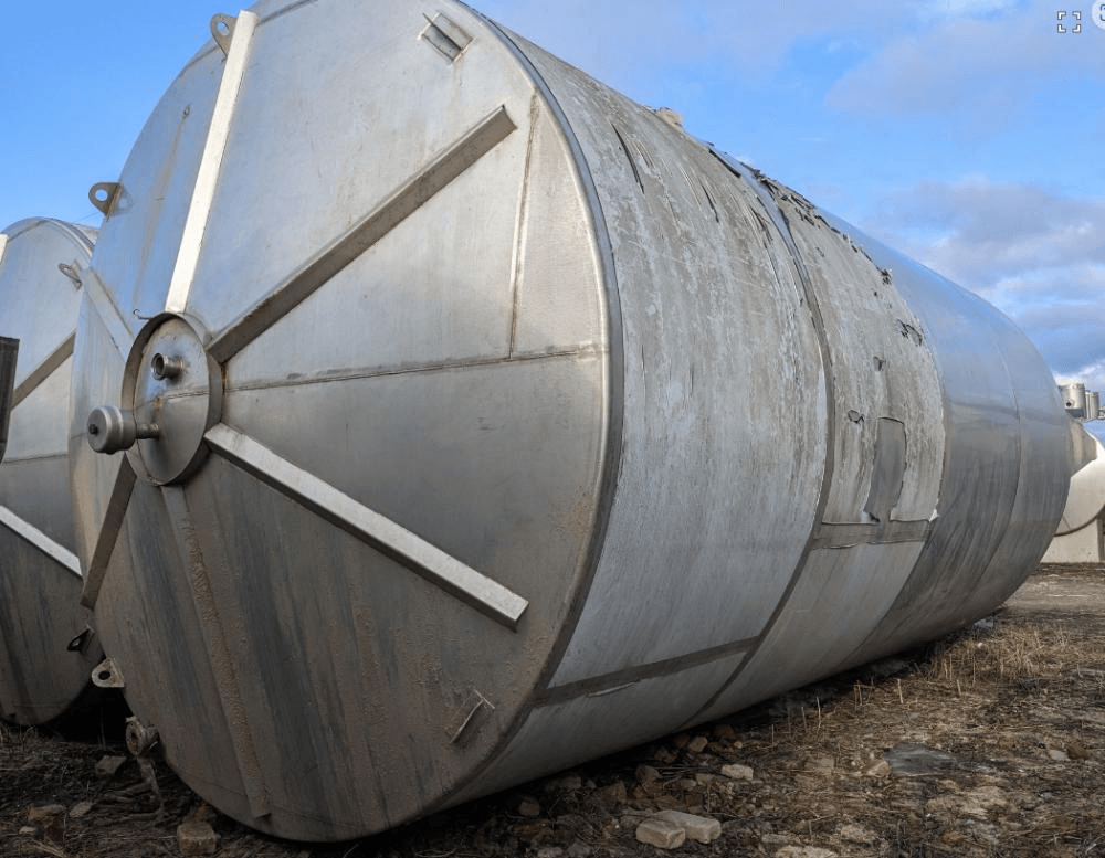 Емкость 50м3 одностенная, вертикальная