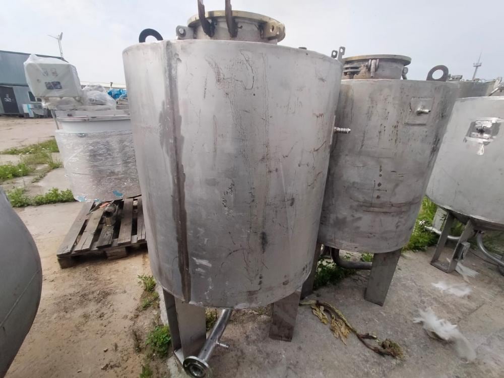 Емкость 300л термос инв.11224