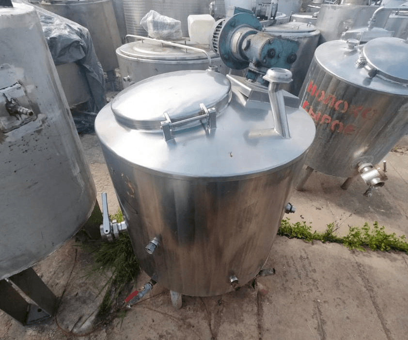 Емкость с рубашкой, мешалкой, мотор-редуктором. 250л инв.10904