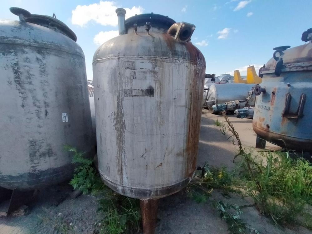 Емкость одностенка 800л инв.12801