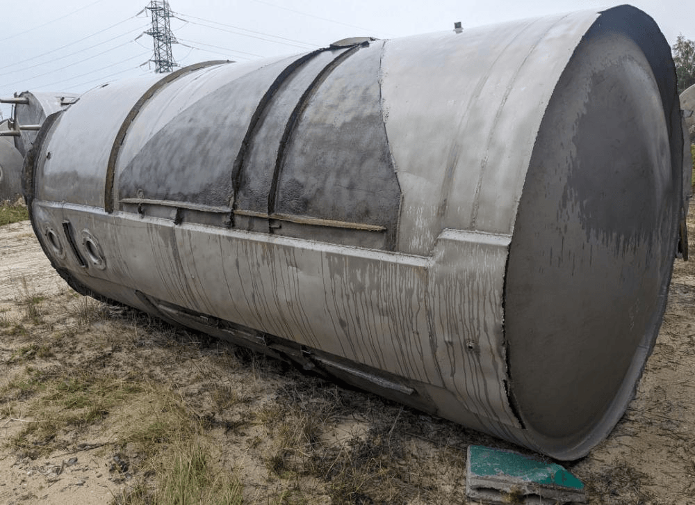 Емкость 6 куб.м. Две секции по 3 куб.м.  