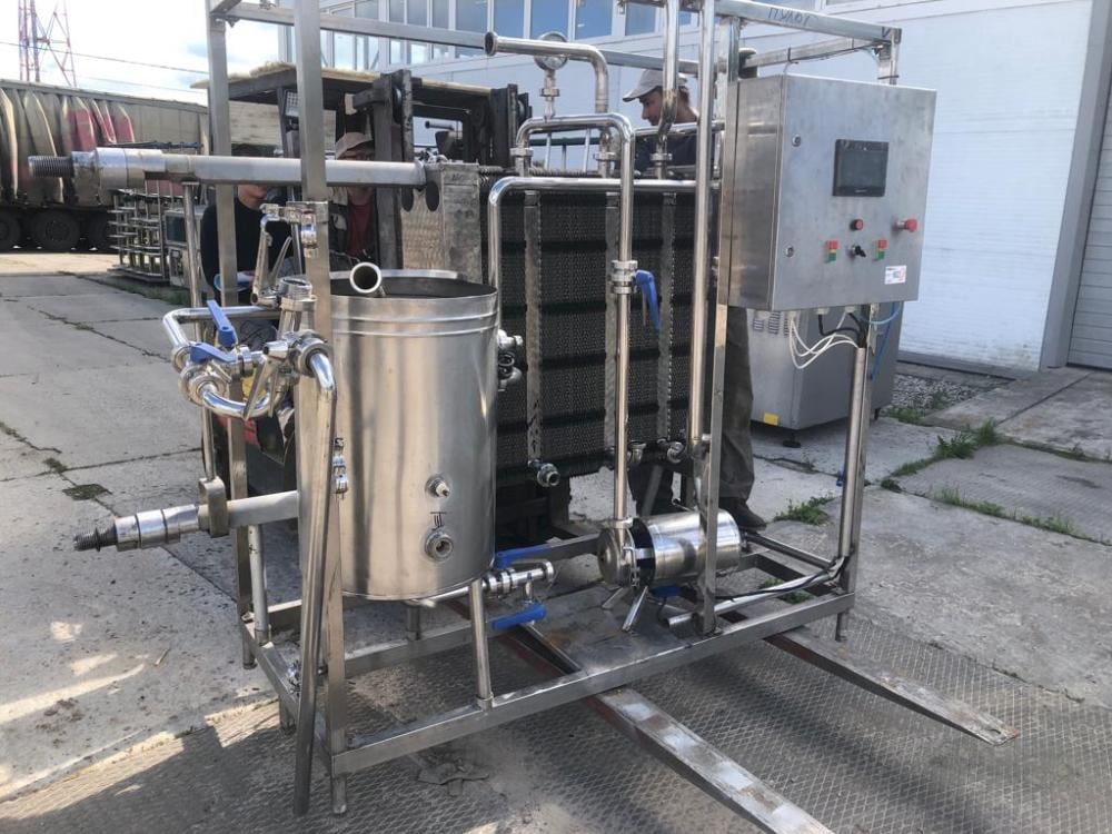 Пастеризационно-охладительная установка 5т  инв.9521