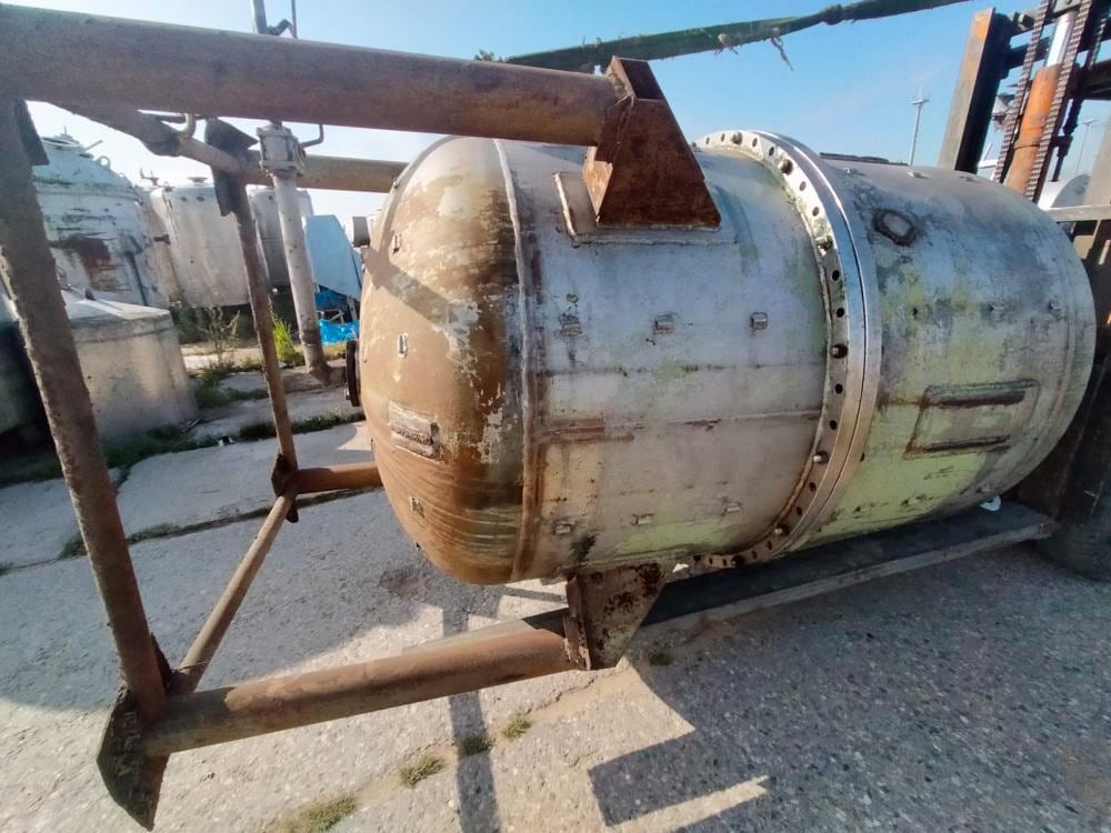 Ёмкость толстостенная 10мм 1,6м3  инв.10016