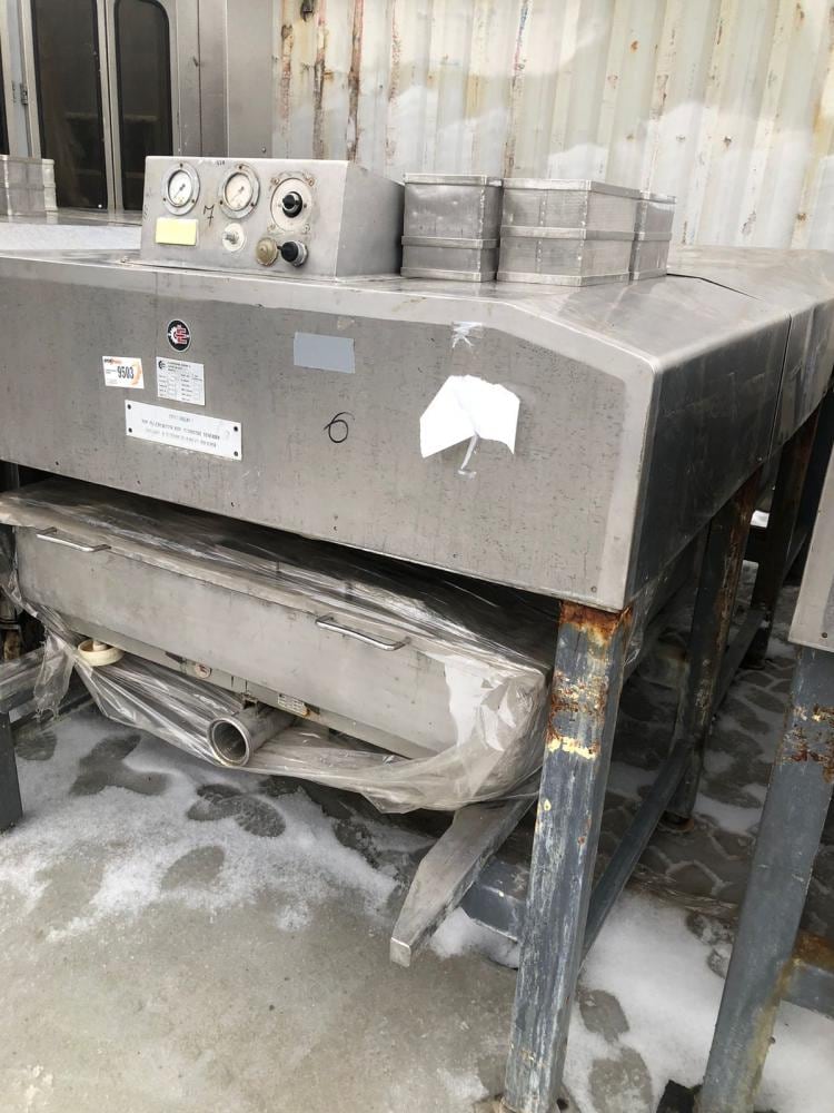 Сырный пресс тоннельный 76 головок инв.9797