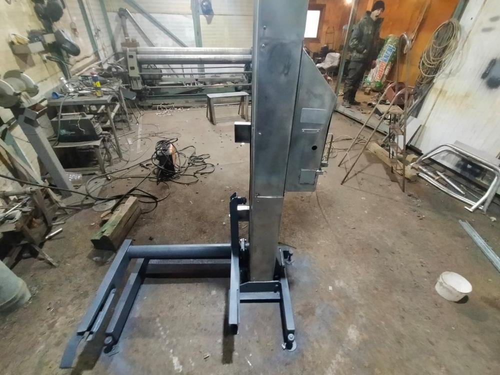 Подъемник для тележки 200л инв.10065