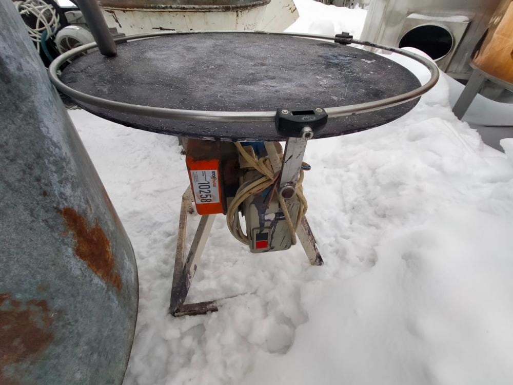 Стол поворотный инв.10258