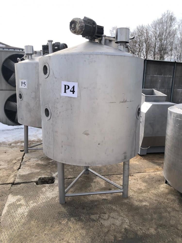 Емкость 1000л  с рубашкой и мешалкой инв.11967