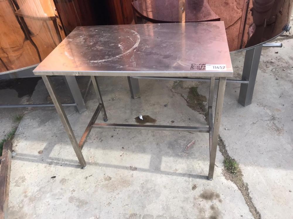 Стол, длина 1м из нержавейки инв.11452