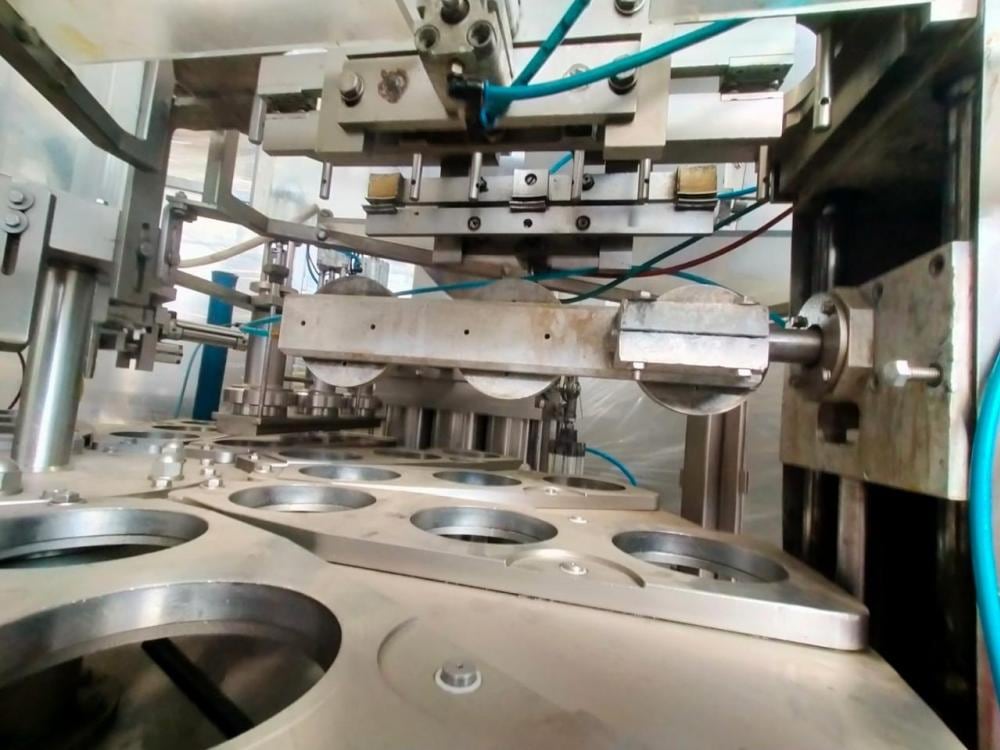 Трепко розлив в ведра