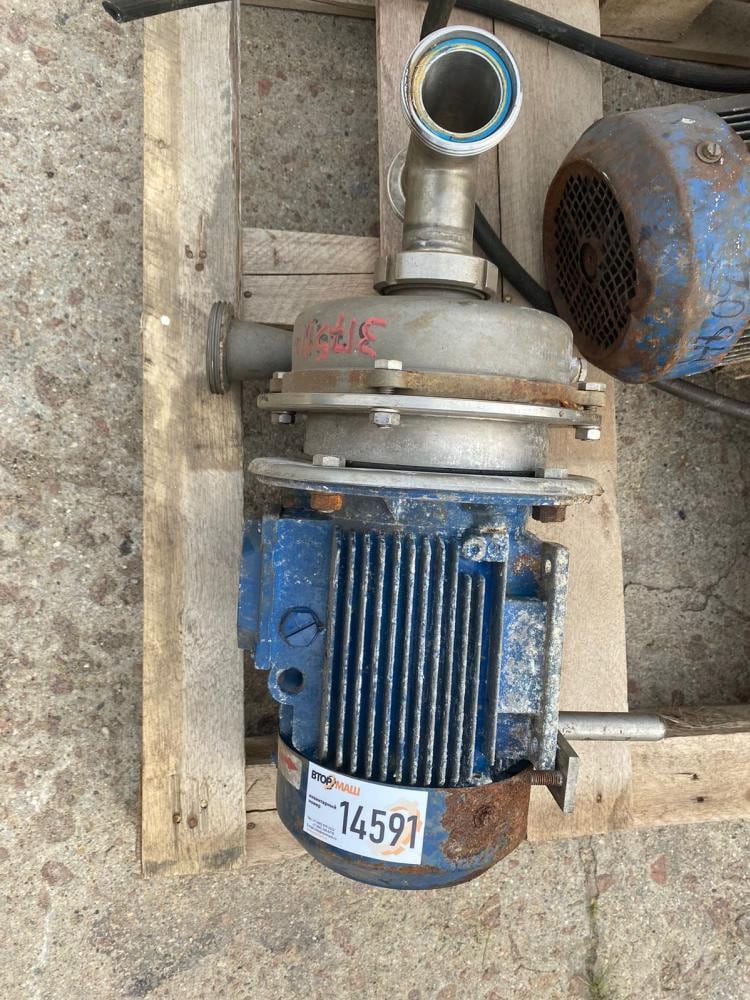 Насос 10 кубов инв.14591