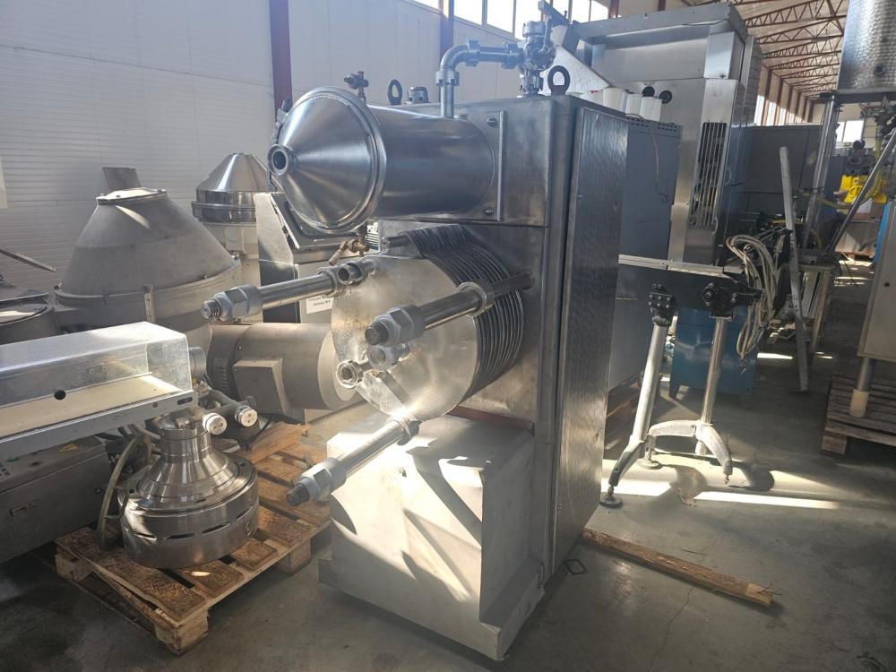 Маслообразователь Р3-ОУА-1000 инв 9702