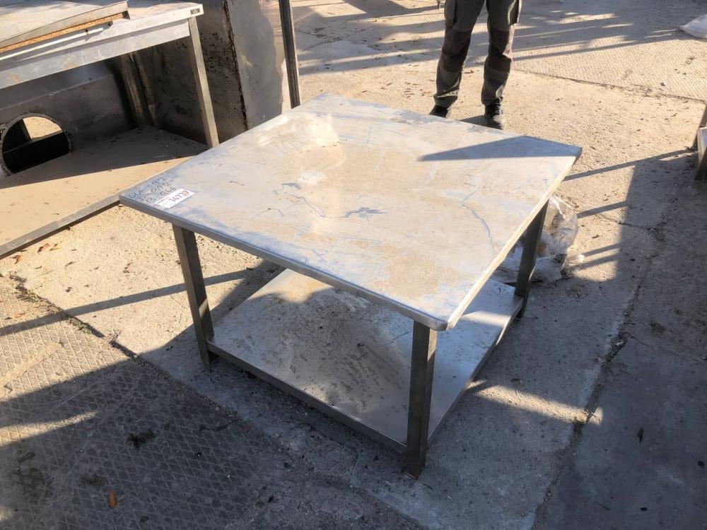 Стол, длина 0,92м инв.14737