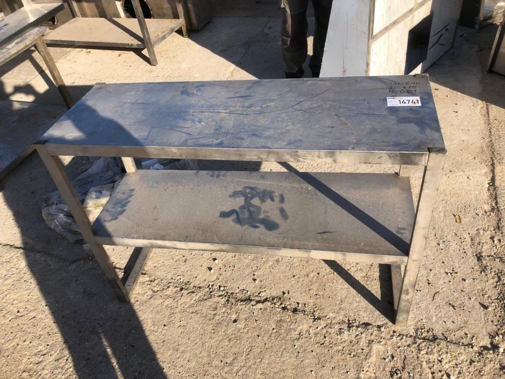 Стол, длина 1,15м инв.14741