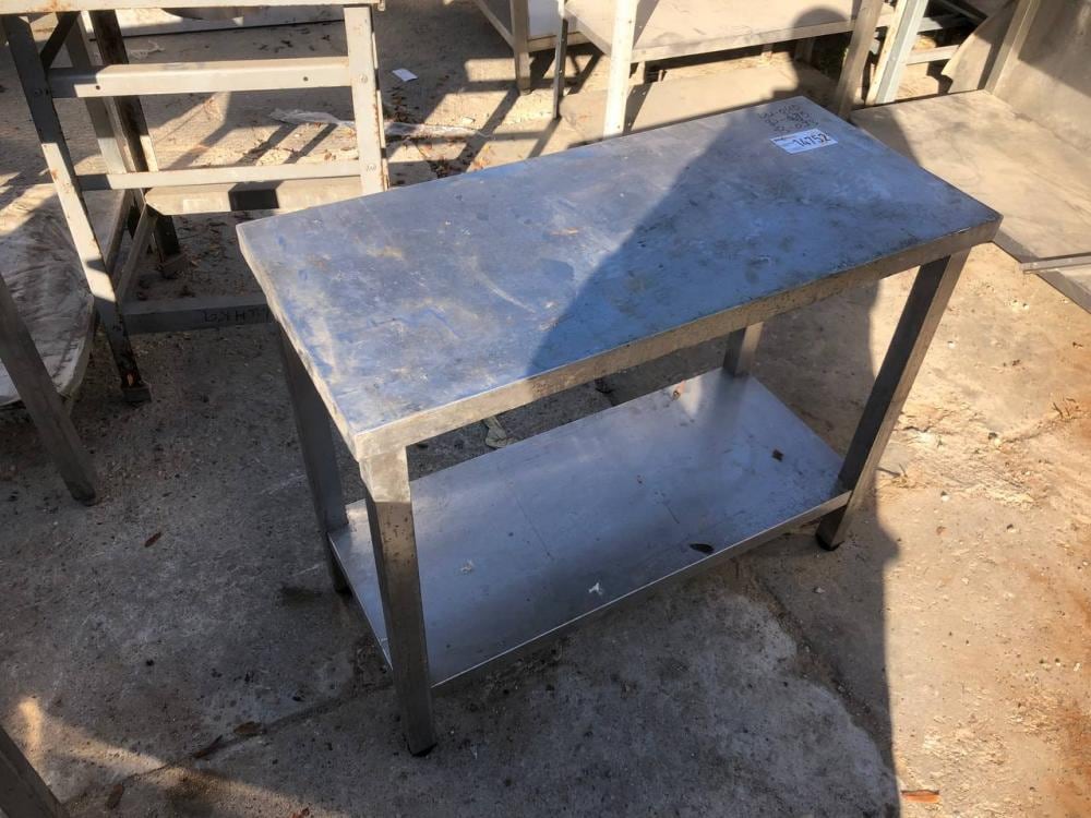 Стол, длина 0,9м инв.14752