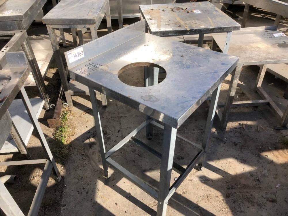 Стол, длина 0,6м инв.14762