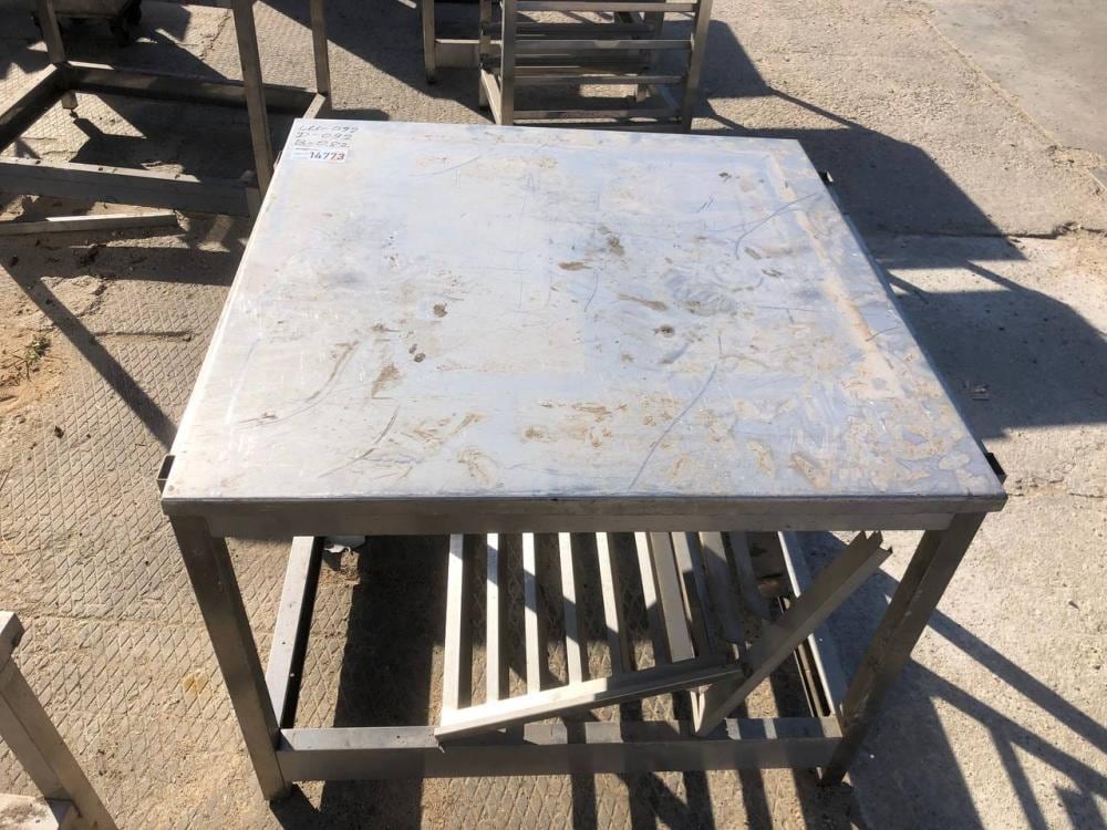 Стол, длина 0,92м инв.14773