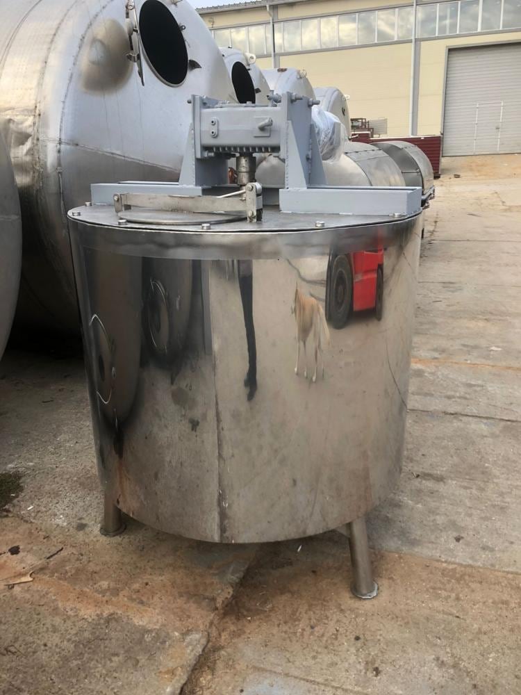 Емкость ОПБ-1000 с рубашкой, ТЭН, мешалка со скребками инв.10567