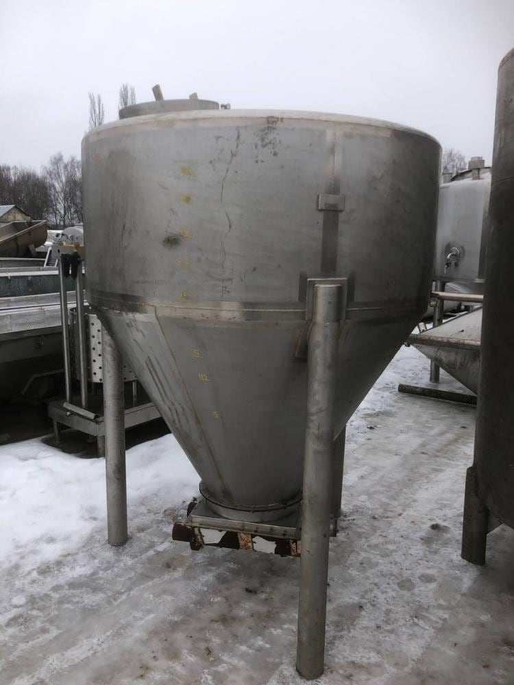 Емкость с конусным дном 2000л инв.12505