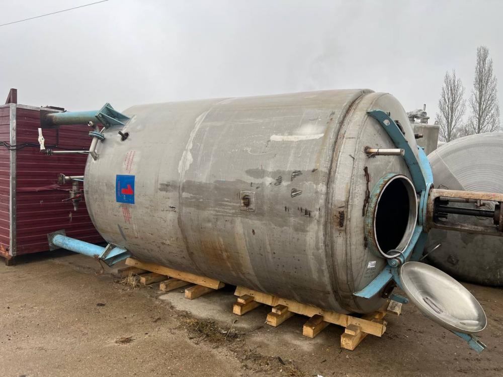 Ёмкость 10 куб.м с рубашкой инв.12658