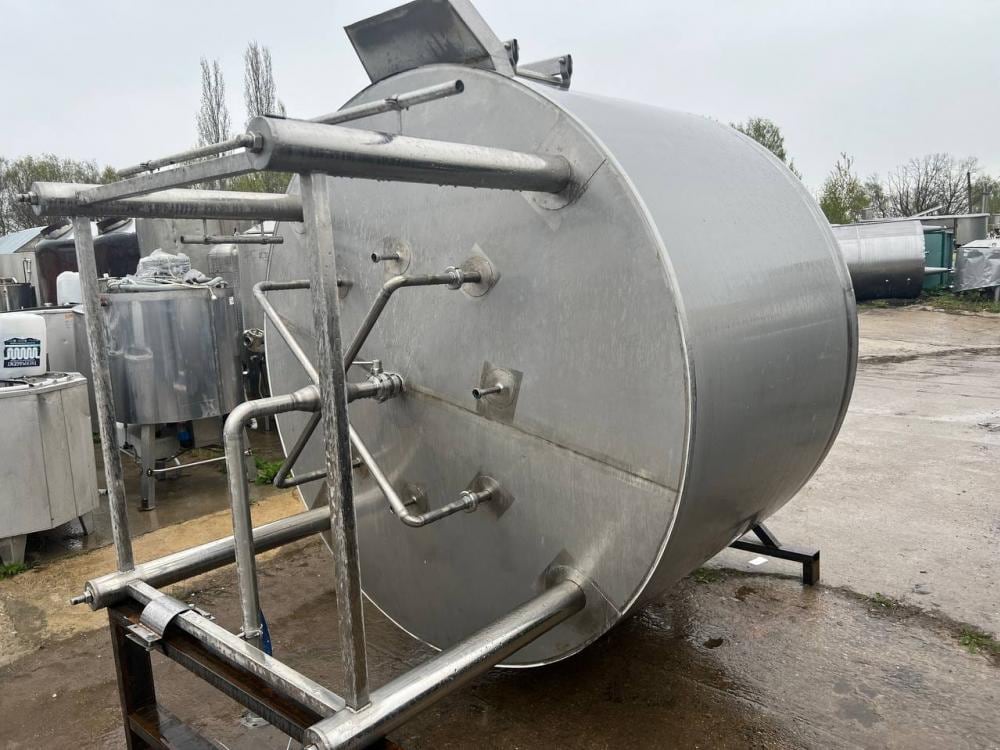 Емкость с рубашкой 3700л инв.12704