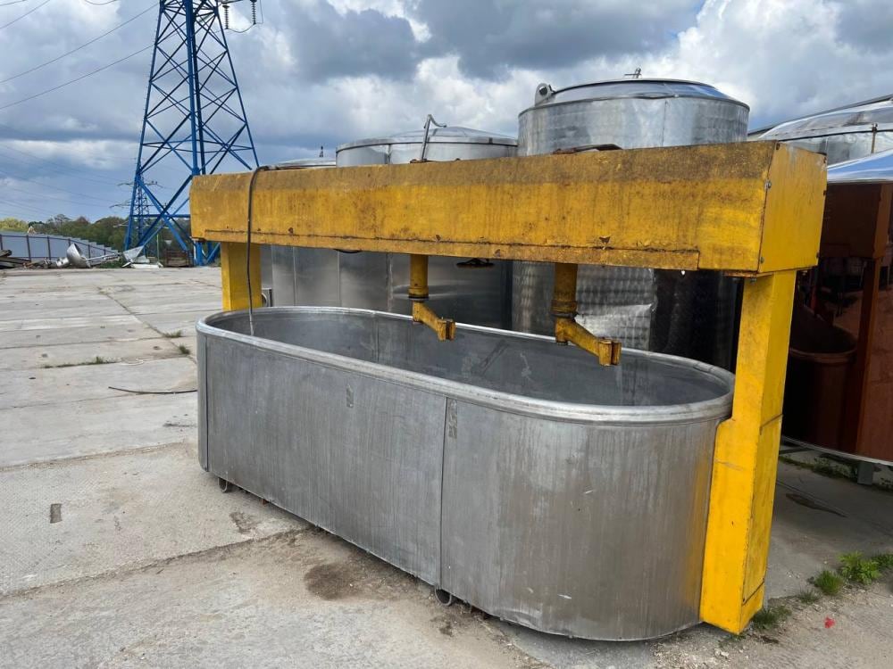 Ванна сырная Д7-ОСА 2500л с лирами инв.12712