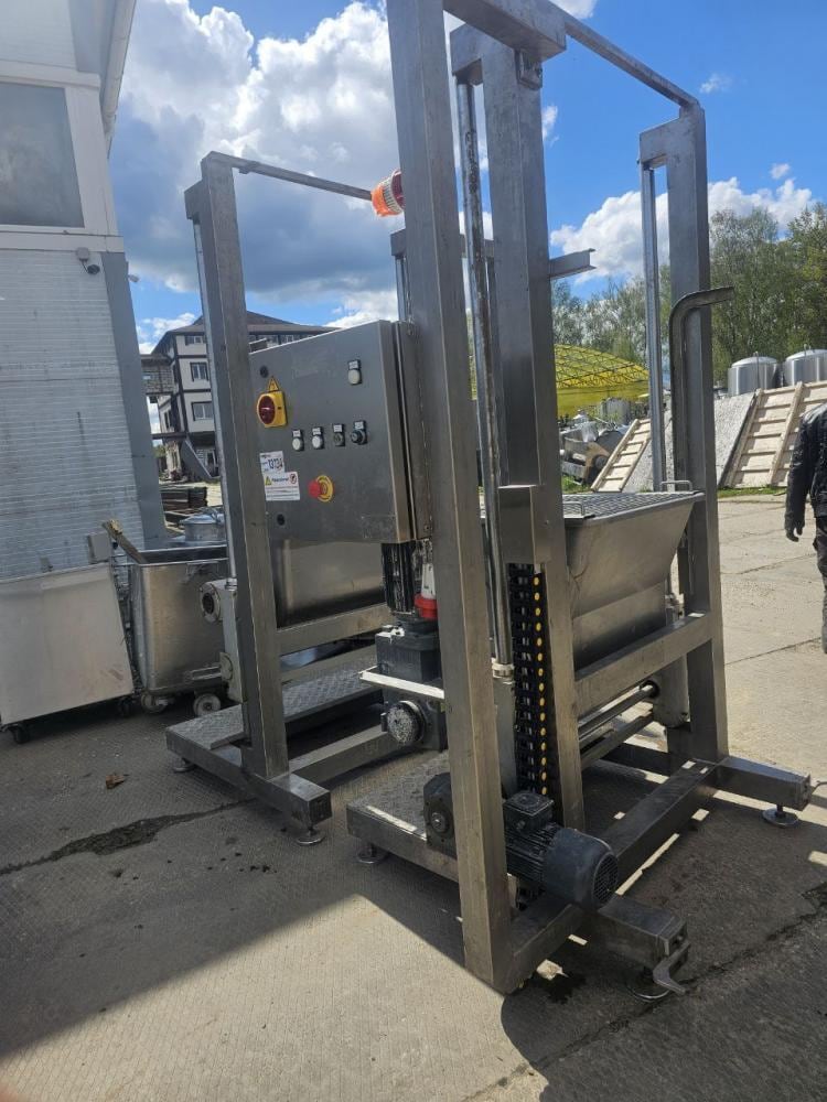 Фаршмешалка 150л с подъемником инв.13134