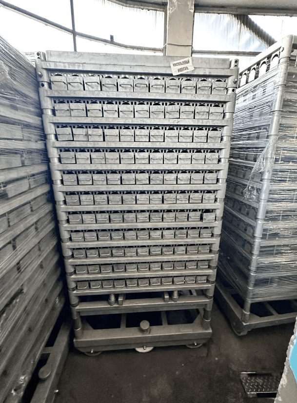 Стеллаж для прессования на 121 форму №3