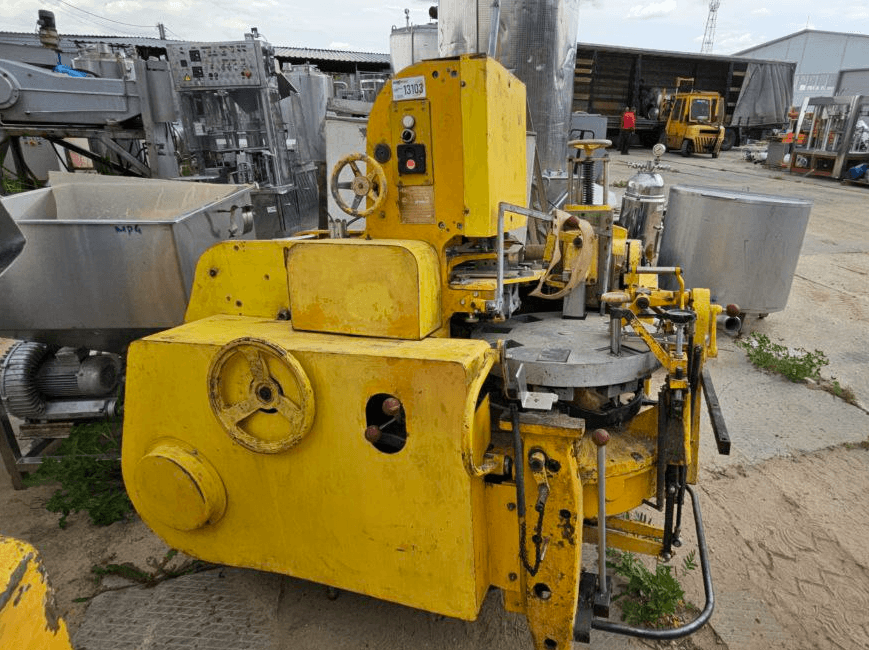 Фасовщик масла М6-АРМ инв.13103