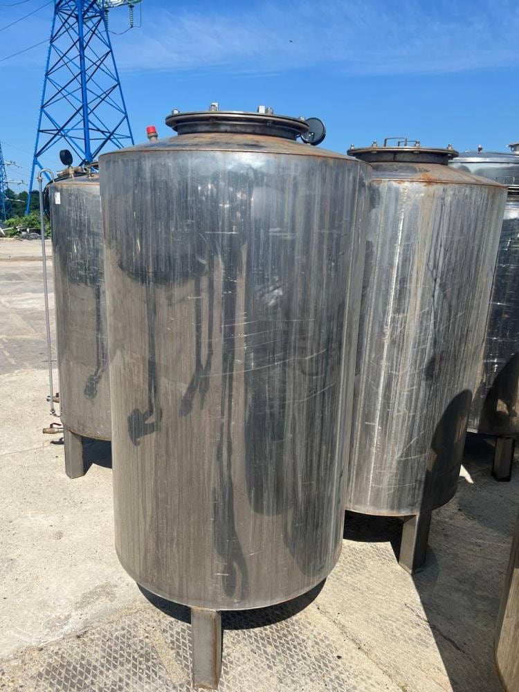 Емкости 1000л инв.12778