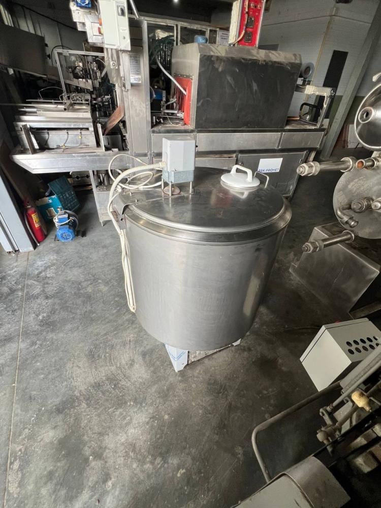 Танк охладитель  Frigomilk 200л инв.12789