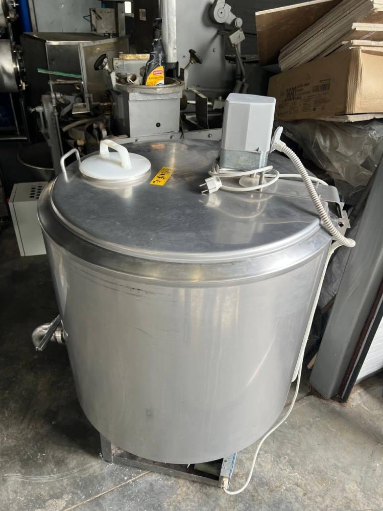 Танк охладитель  Frigomilk 200л инв.12790