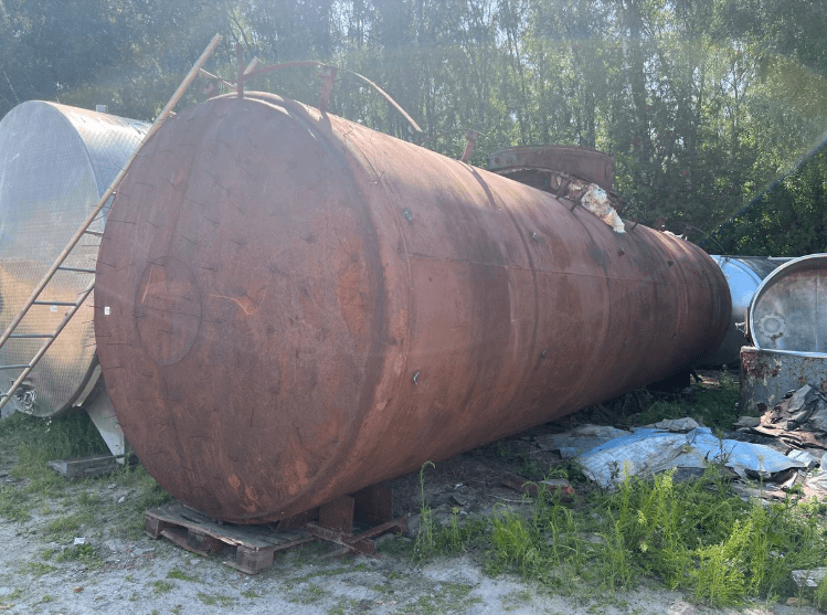 Емкость би-метал 63 куба инв.12951