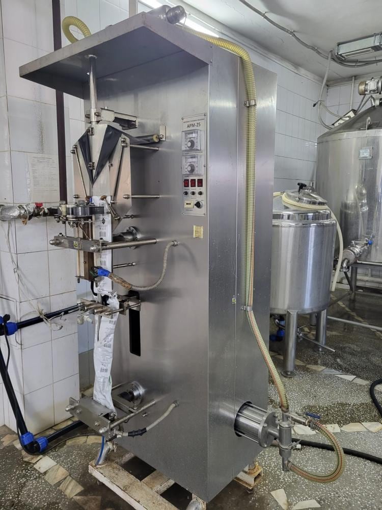 Автомат розлива в пленку АРМ-25 инв.13291