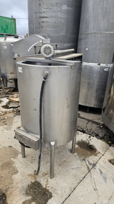 Емкость 250 л инв.13125