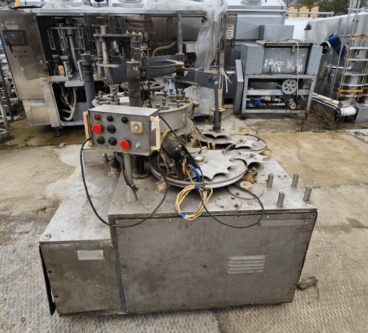 Дозатор В2-ФНА инв.12249