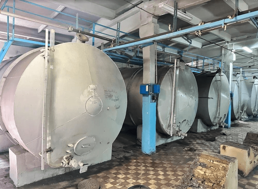 Емкость 25 кубов горизонтальная