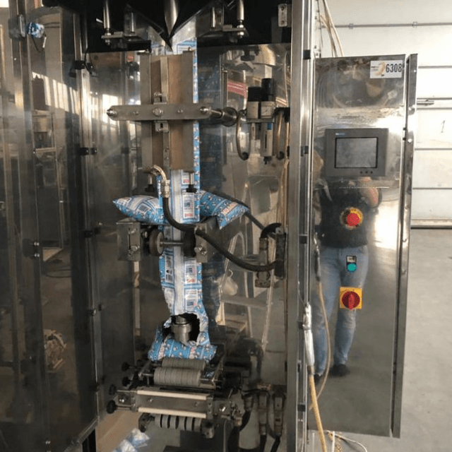 Розлив молочных продуктов в пакет SBi-150F инв.6308