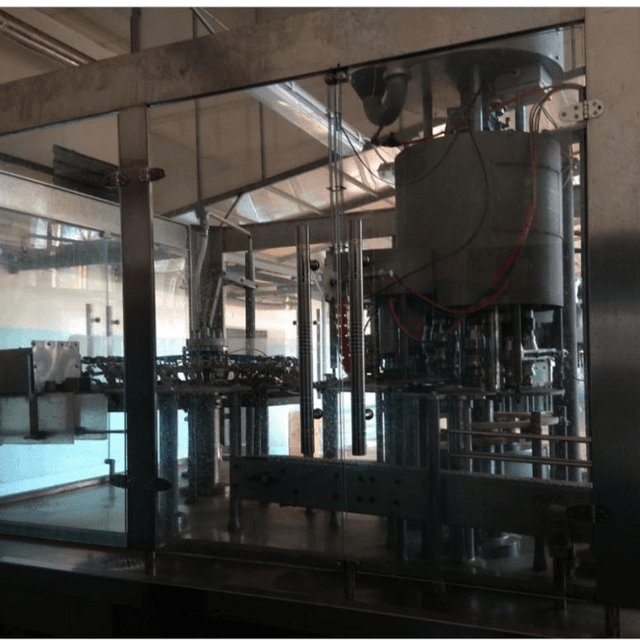 Линия розлива в пэт 6000 бут в час инв.6866