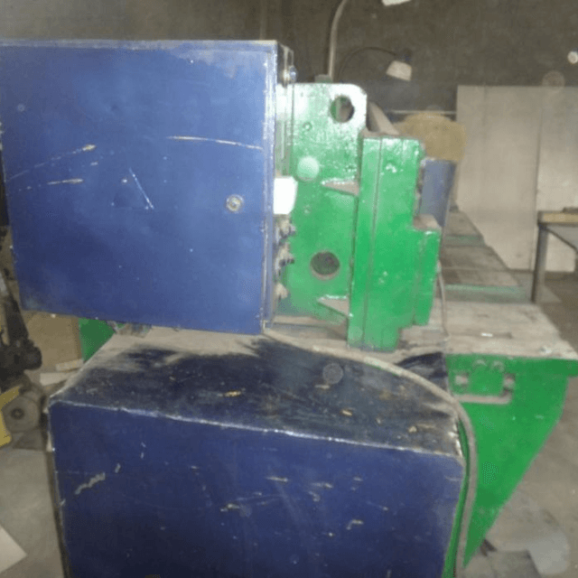 Гильoтинa мехaническaя 6,3х2500