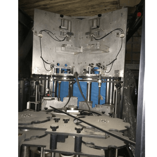 Станок надевания термочулка на бутылку clever